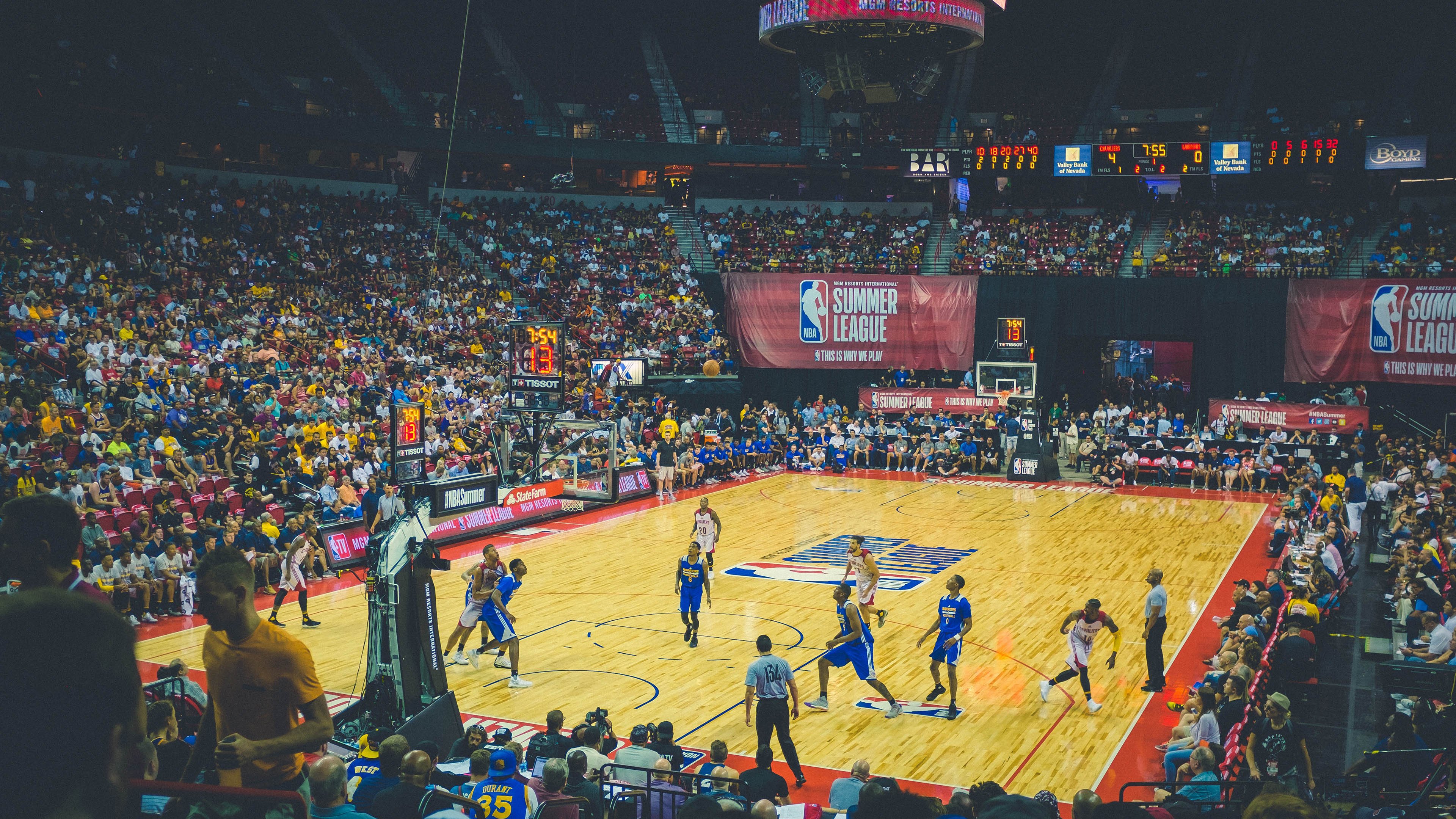 俄罗斯主帅大胆调整阵容，备战塞尔维亚，俄罗斯队主力