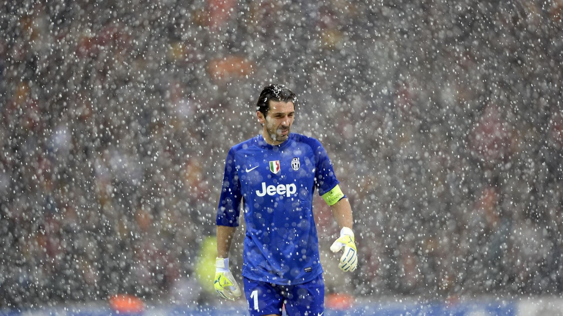 战队备战策略大揭秘，战队战备中心的竞技值增加需要多次购买吗